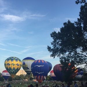 Meet your Posher, Amna